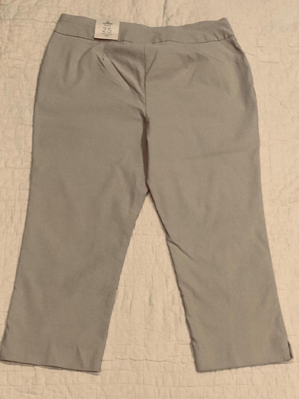 CHICO WOMEN’S BEIGE  CROP PANTS  LXL 2.5 NEW NWT